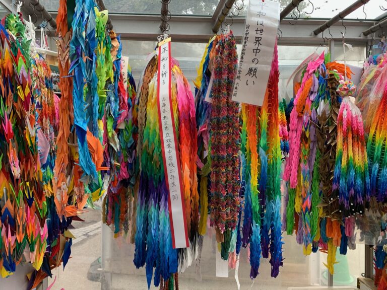 Private Origami Experience in Hiroshima: Fold and Dedicate a Crane