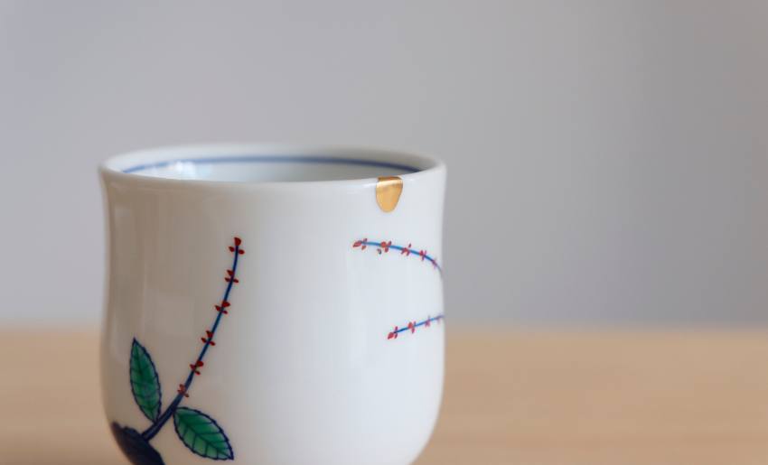 Japanese Kintsugi Experience – Fix with Gold, Learn with Heart
